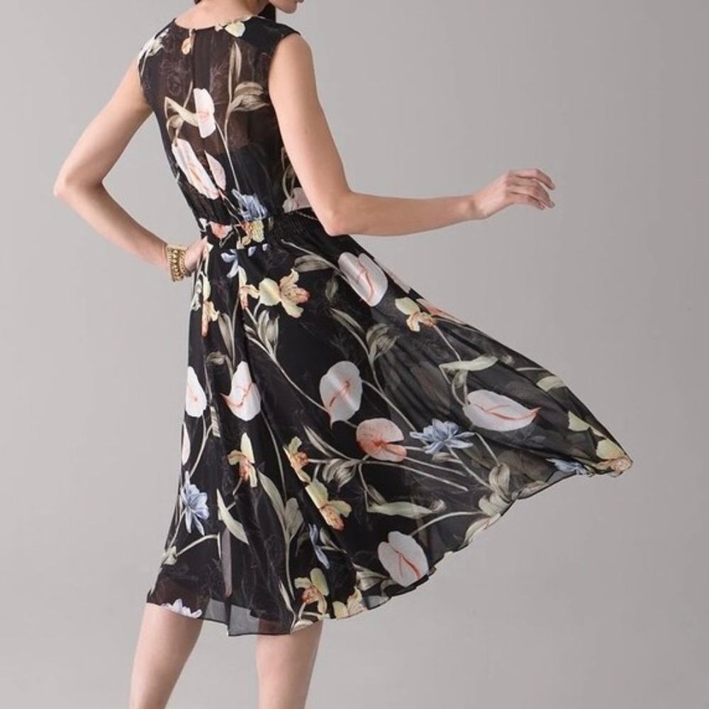 WHBM Fit Flare Dress Swing Feminine Flowy Black Floral Chifon Size 2 Sleeveless - Picture 3 of 15
